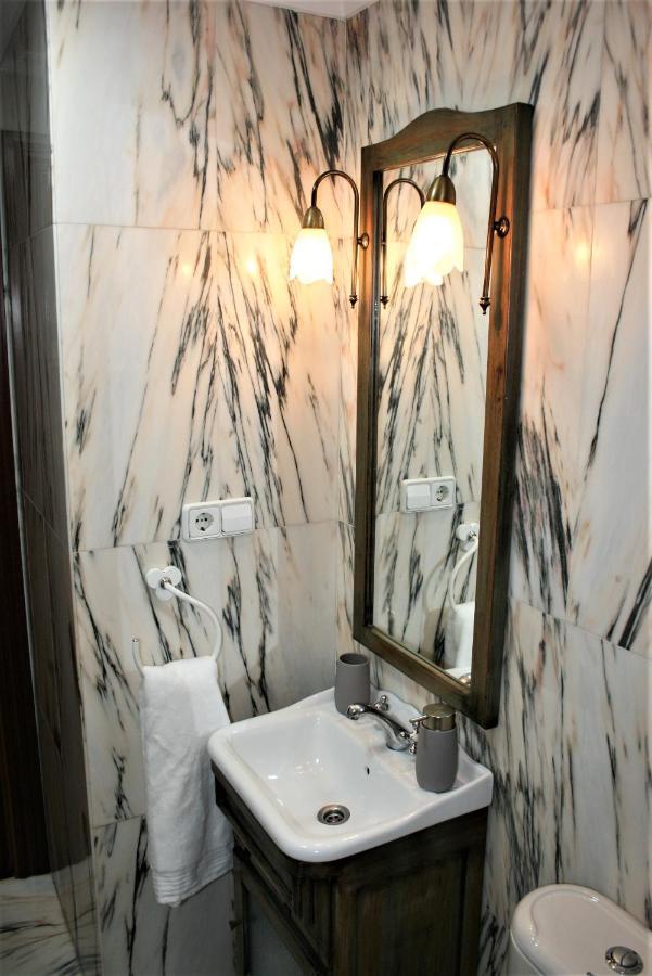 El Fuste Apartment โอเบียโด ภายนอก รูปภาพ